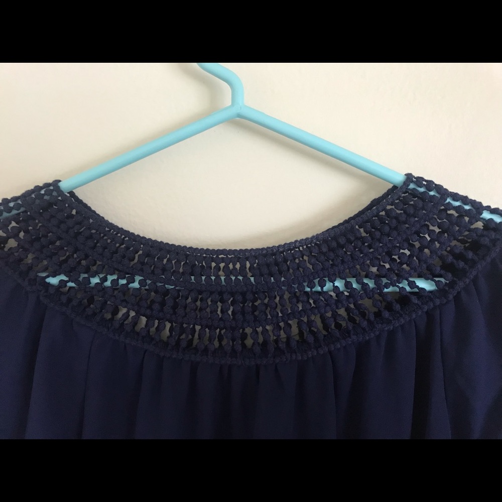 Navy top - Picture 2 of 3